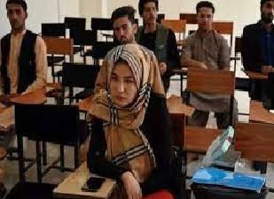 छात्रालाई कलेजमा प्रतिबन्ध लगाएपछि विश्व बैंकद्वारा अफगान परियोजना ‘फ्रिज’