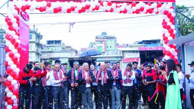 काठमाडौंमा महिन्द्रा टुएस डिलरको उद्घाटन